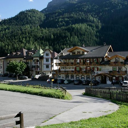 Hotel B&B Andreas Canazei Kültér fotó