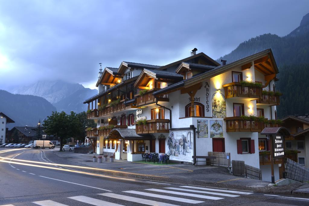 Hotel B&B Andreas Canazei Kültér fotó