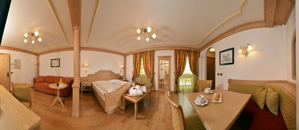 Hotel B&B Andreas Canazei Kültér fotó