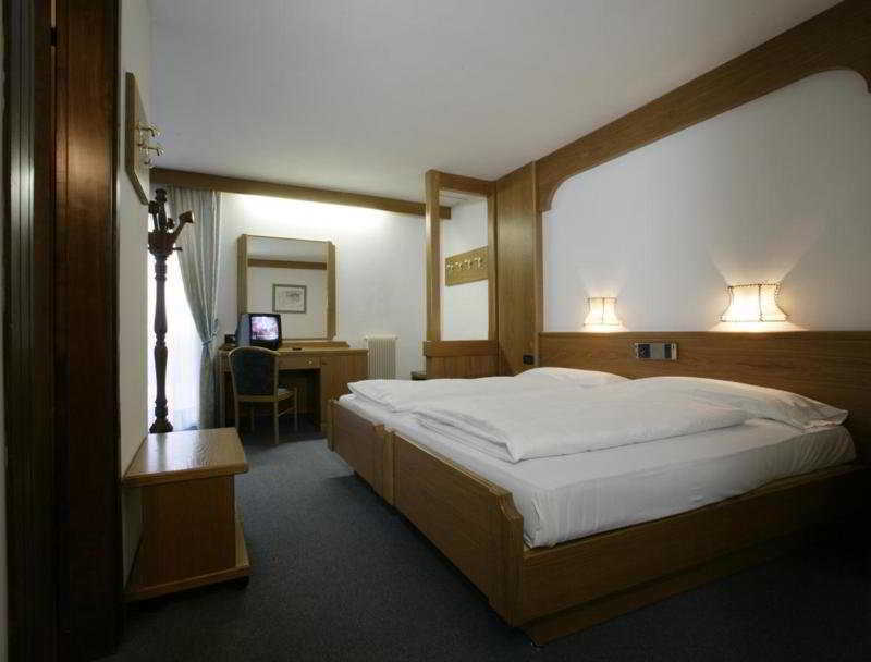 Hotel B&B Andreas Canazei Kültér fotó